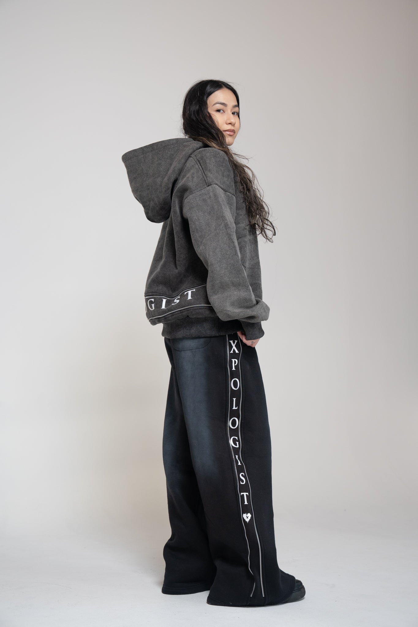 ZIP-LINE SWEATSUIT