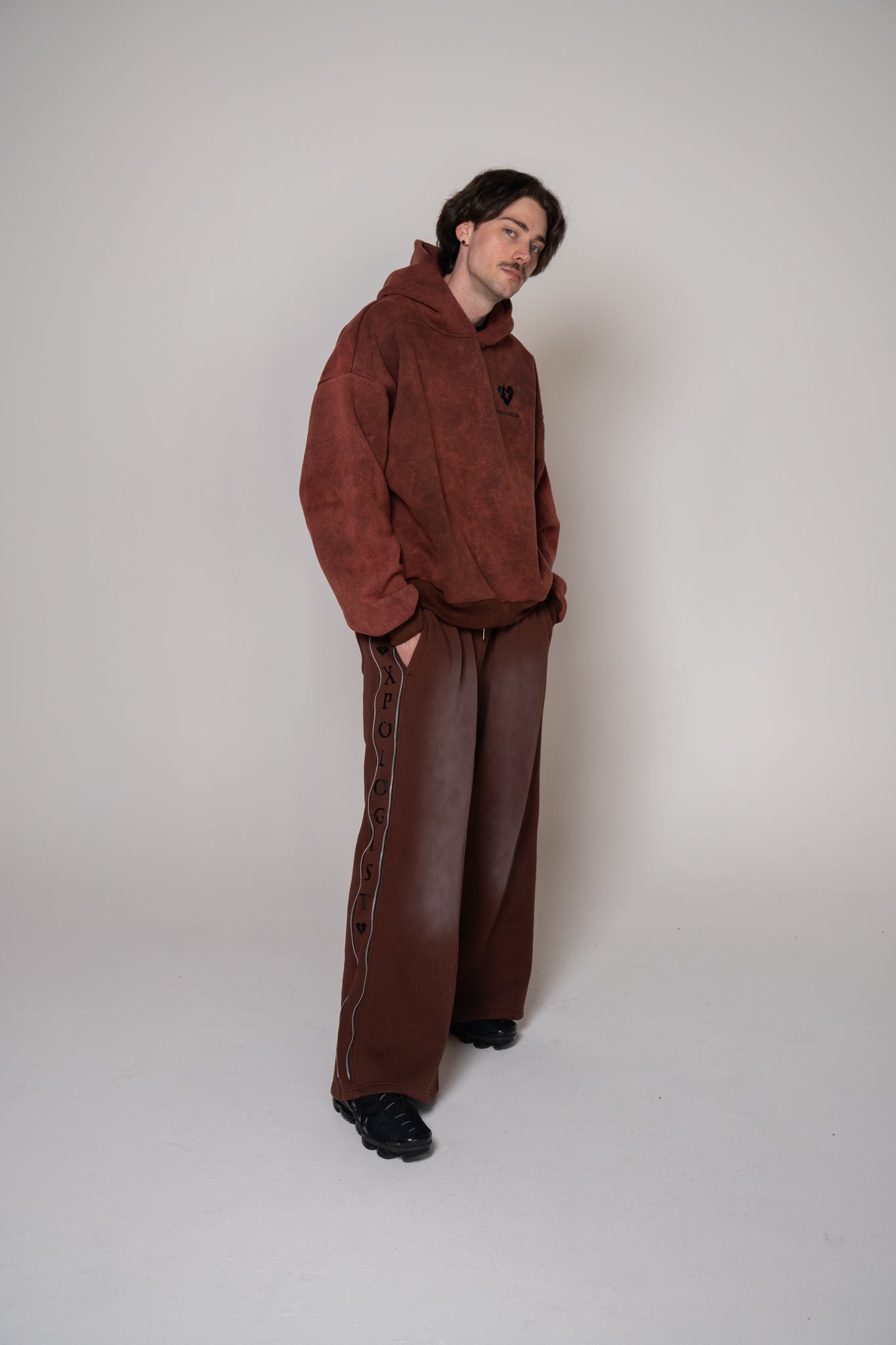 ZIP-LINE SWEATSUIT